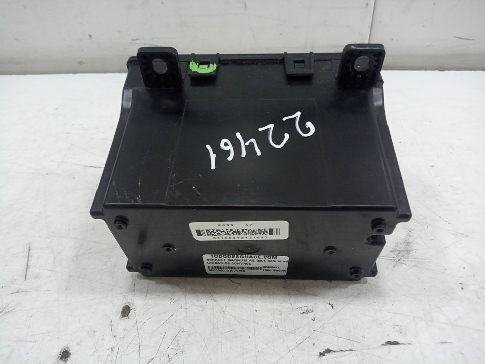 Unidad de control renault master pro cajachasis  magnum ab 2005 cabina adel.tr