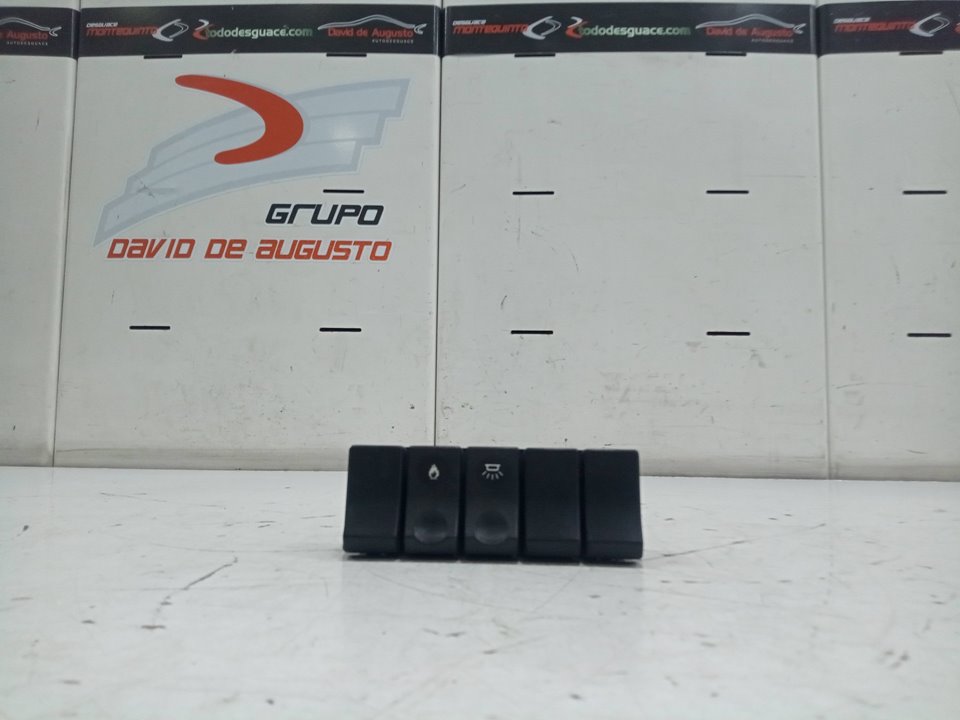 Botonera renault master pro cajachasis  magnum ab 2005 cabina adel.tr