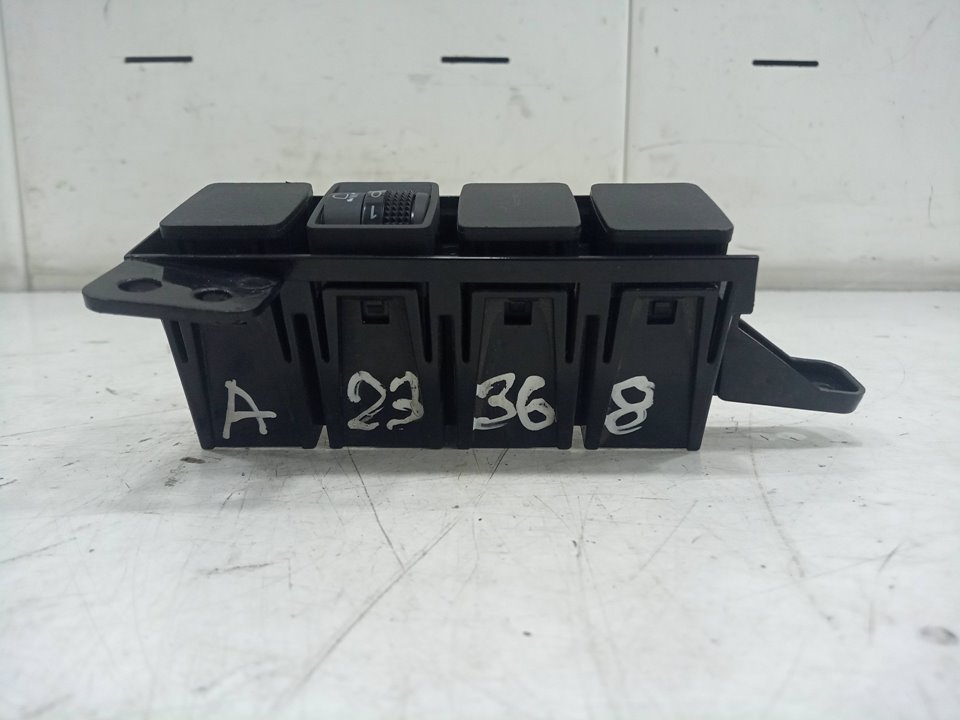 Mando regulacion faro nissan qashqai ii todo terreno cerrada 1.5 dci