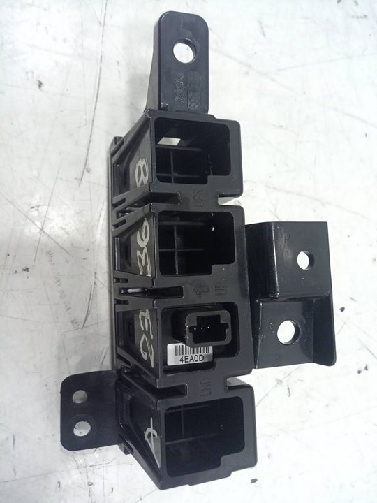 Mando regulacion faro nissan qashqai ii todo terreno cerrada 1.5 dci