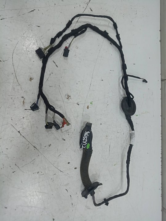 Cables puerta audi q3   (8ug) attraction      01.15