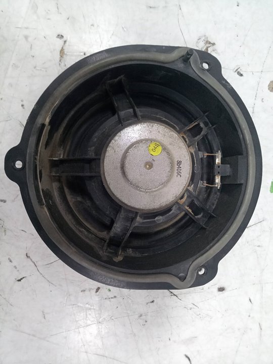 Altavoz delantero derecho audi q3   (8ug) attraction      01.15