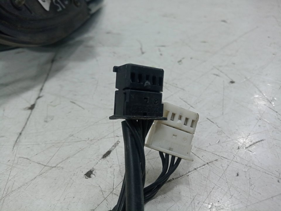 Retrovisor derecho bm serie 215 clcoupe