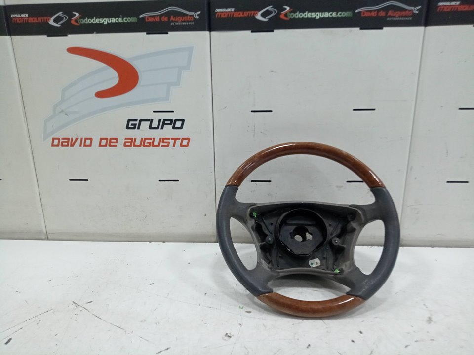 Volante bm serie 215 clcoupe