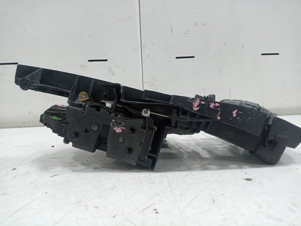 Cerradura puerta delantera izquierda volvo v50 2.0 d