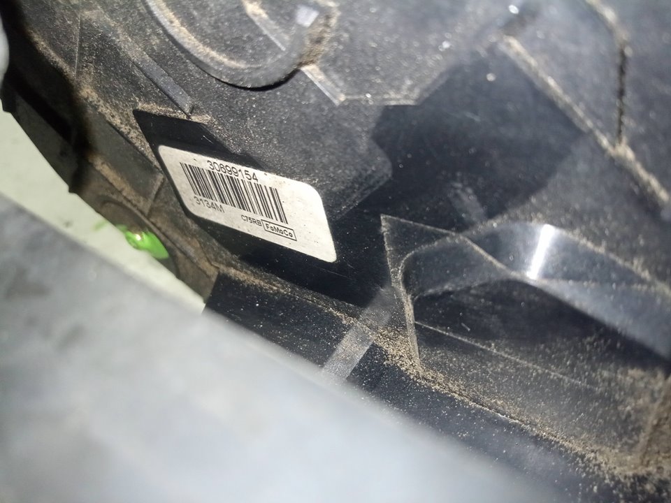 Cerradura puerta delantera izquierda volvo v50 2.0 d