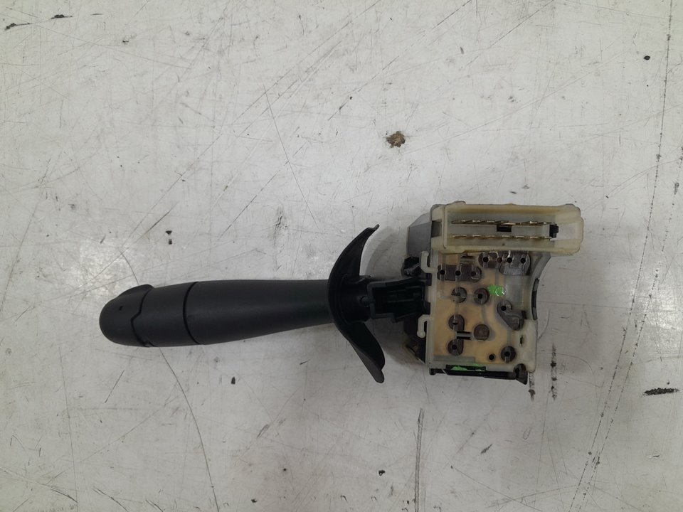 Mando limpia renault clio ii 1.2 (bb0a bb0f bb10 bb1k b