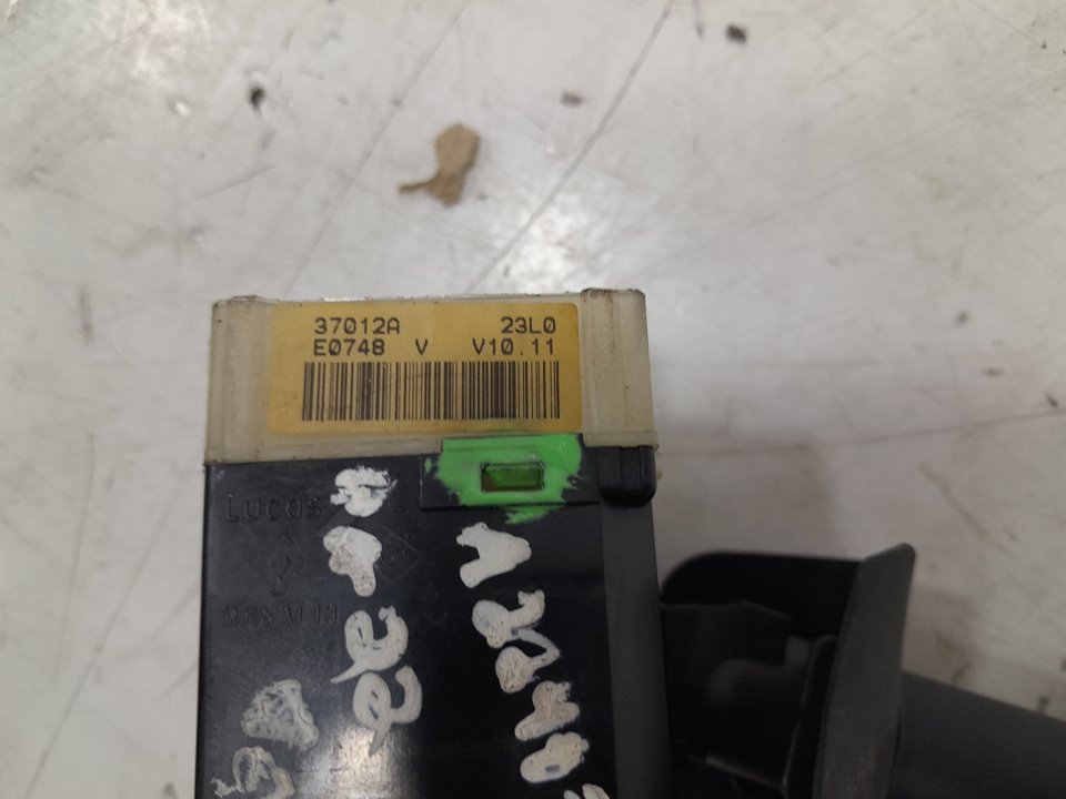 Mando limpia renault clio ii 1.2 (bb0a bb0f bb10 bb1k b