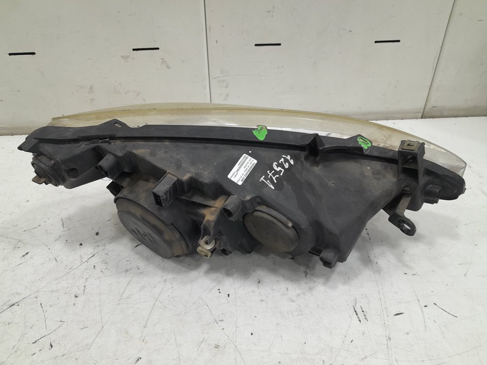 Faro izquierdo peugeot 307 break 2.0 hdi 90