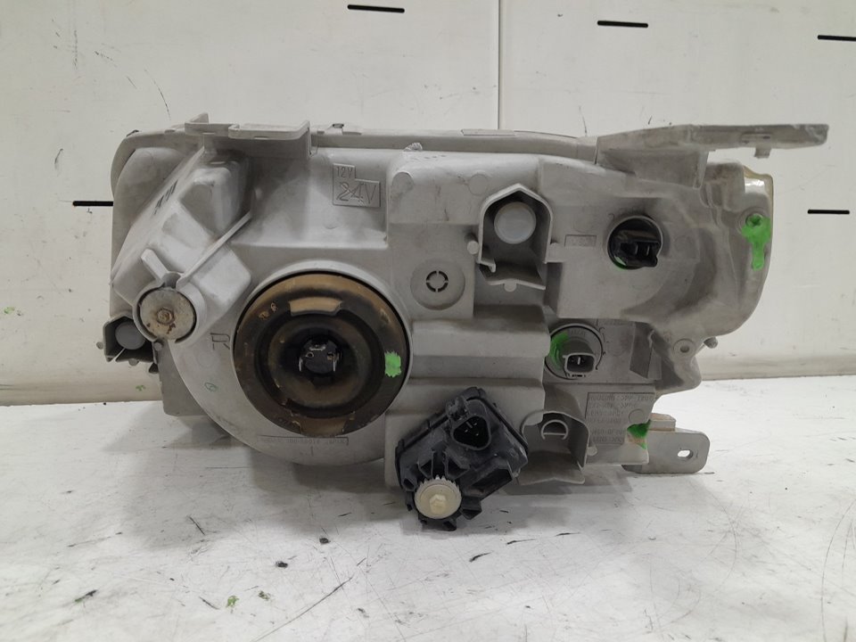 Faro derecho suzuki grand vitara ii 1.9 ddis a las 4 ruedas (jt419