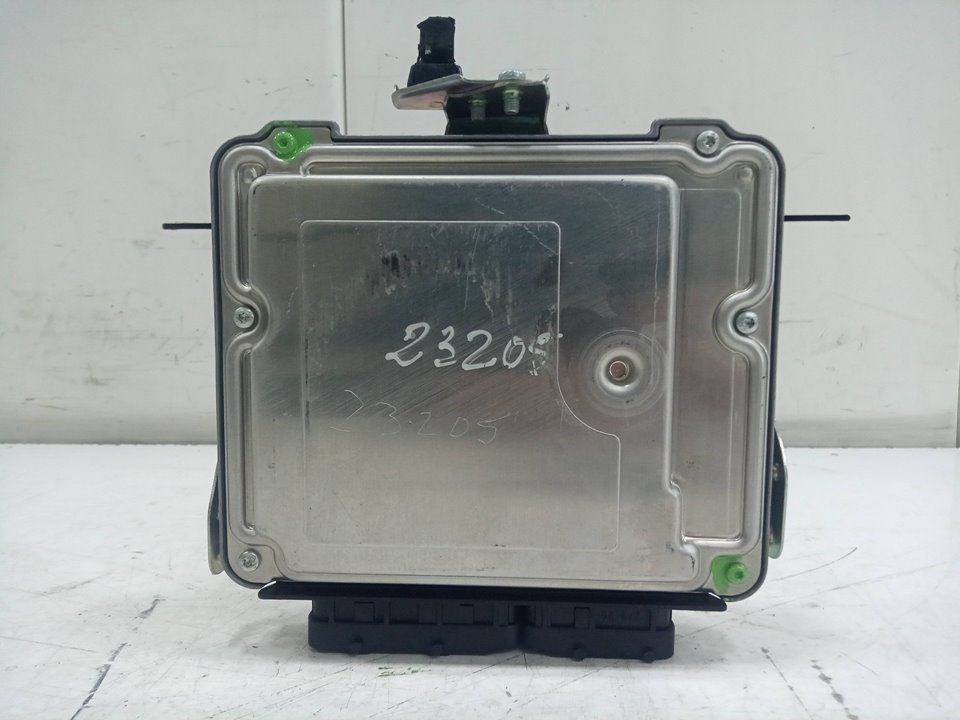 Centralita motor uce toyota corolla 1.4 d (nde120_)