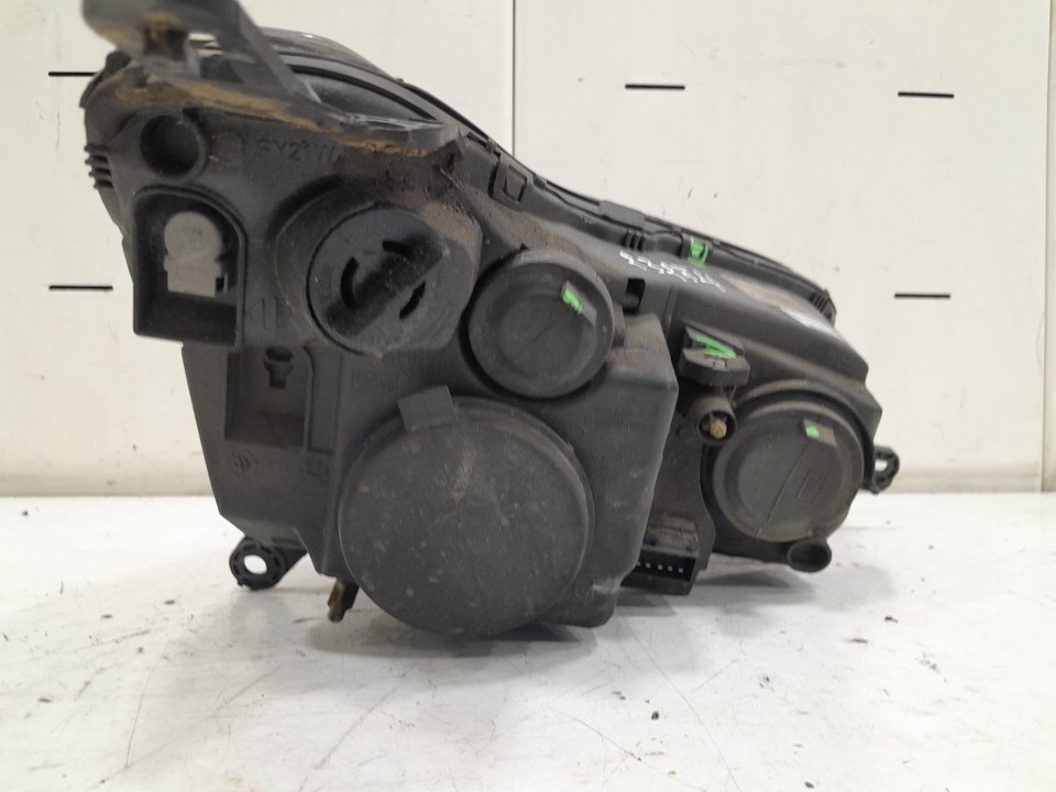 Faro izquierdo citroen c5 i 2.0 16v (dcrfnc dcrfnf)