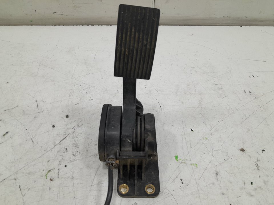 Potenciometro acelerador mercedes atego 4 cyl. 4x2 2005