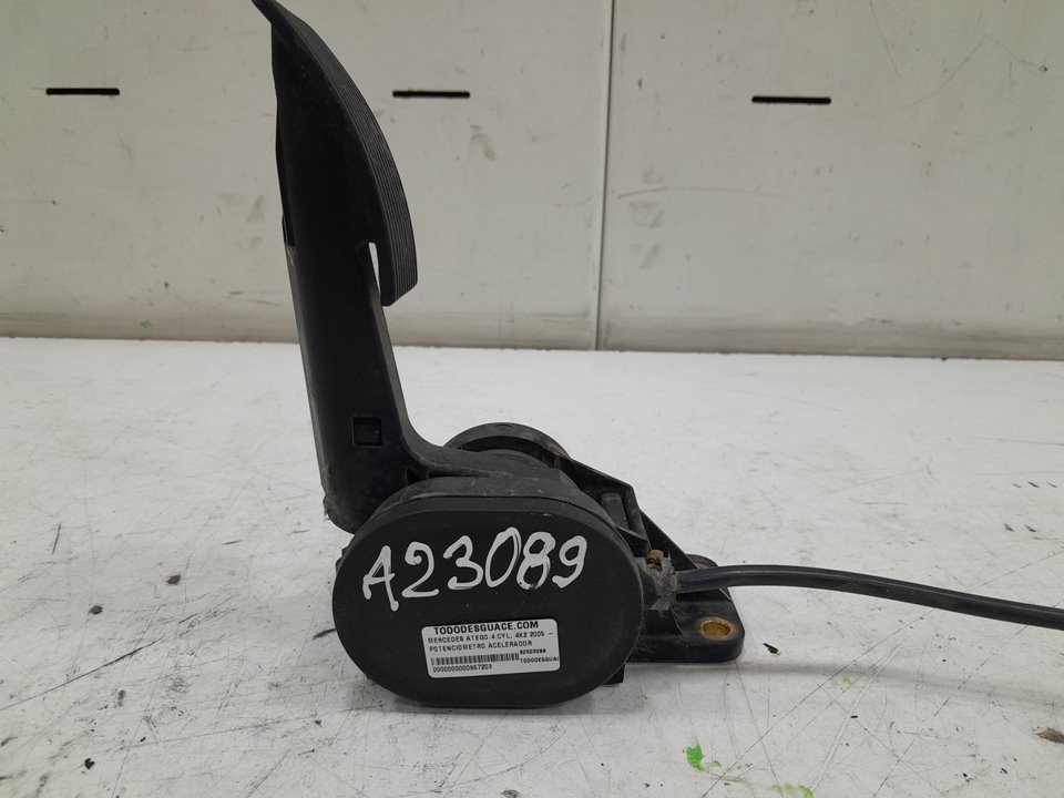 Potenciometro acelerador mercedes atego 4 cyl. 4x2 2005