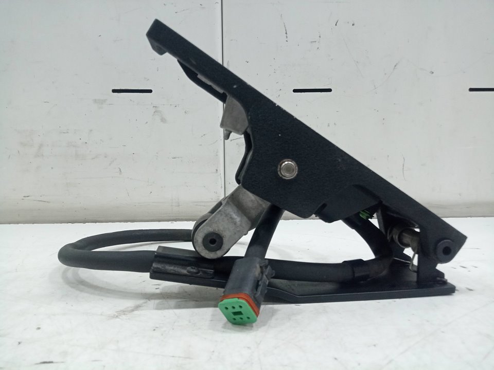 Potenciometro acelerador renault master pro cajachasis  magnum ab 2005 cabina adel.tr