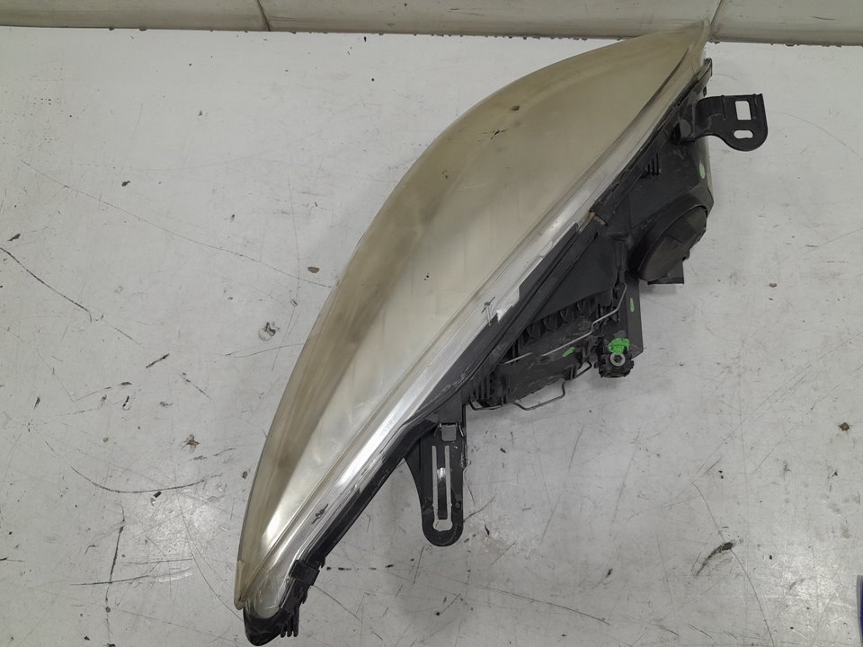 Faro izquierdo renault megane iii fastback 1.5 dci (bz09 bz0d)