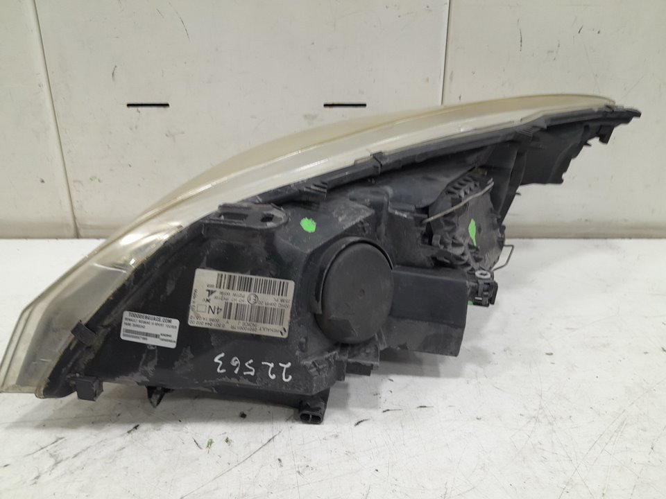 Faro derecho renault megane iii fastback 1.5 dci (bz09 bz0d)