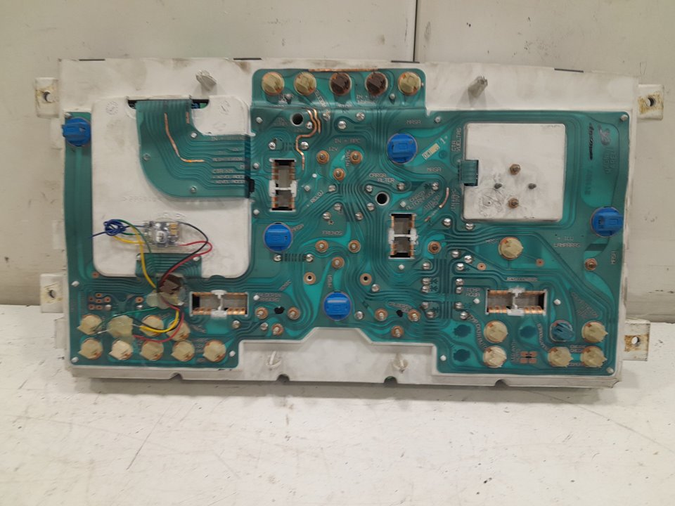 Cuadro instrumentos nissan atleon tk130 tk210.150 