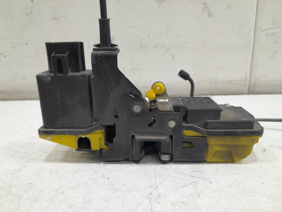 Cerradura puerta trasera izquierda volvo s60 i 2.4 d5