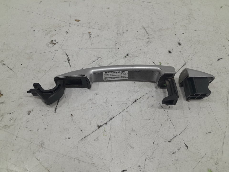 Maneta exterior trasera derecha peugeot 5008 1.6 hdi