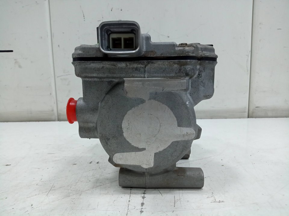 Compresor aire acondicionado toyota yaris 1.5 hybrid (nhp130_)