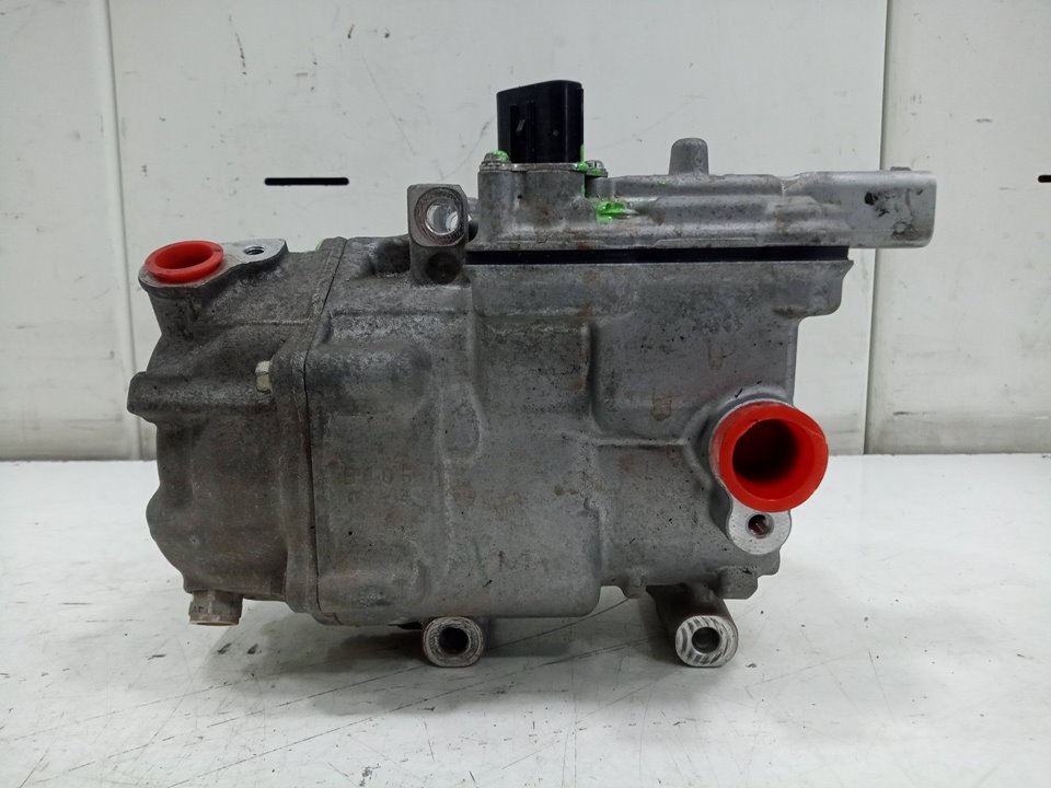 Compresor aire acondicionado toyota yaris 1.5 hybrid (nhp130_)