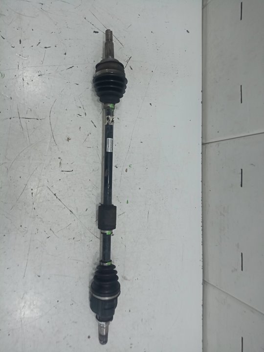 Transmision delantera derecha toyota yaris 1.5 hybrid (nhp130_)