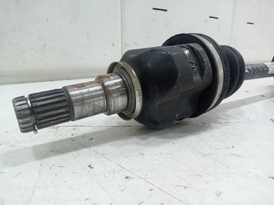 Transmision delantera izquierda toyota yaris 1.5 hybrid (nhp130_)