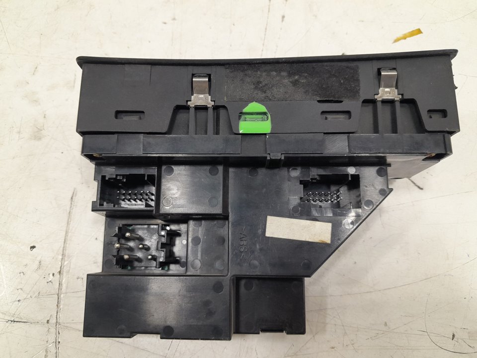 Mando elevalunas delantero derecho bmw x5 3.0 d