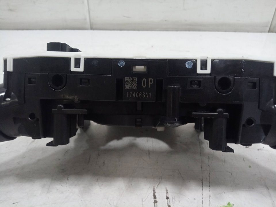 Mando luces nissan qashqai ii todo terreno cerrada 1.5 dci