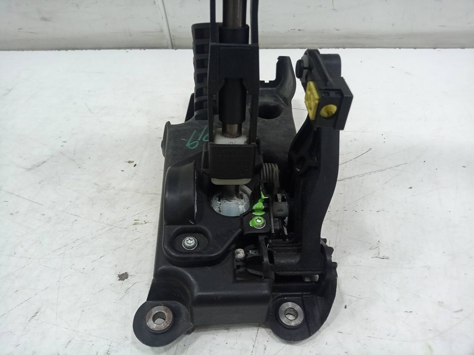 Palanca cambio nissan qashqai ii todo terreno cerrada 1.5 dci