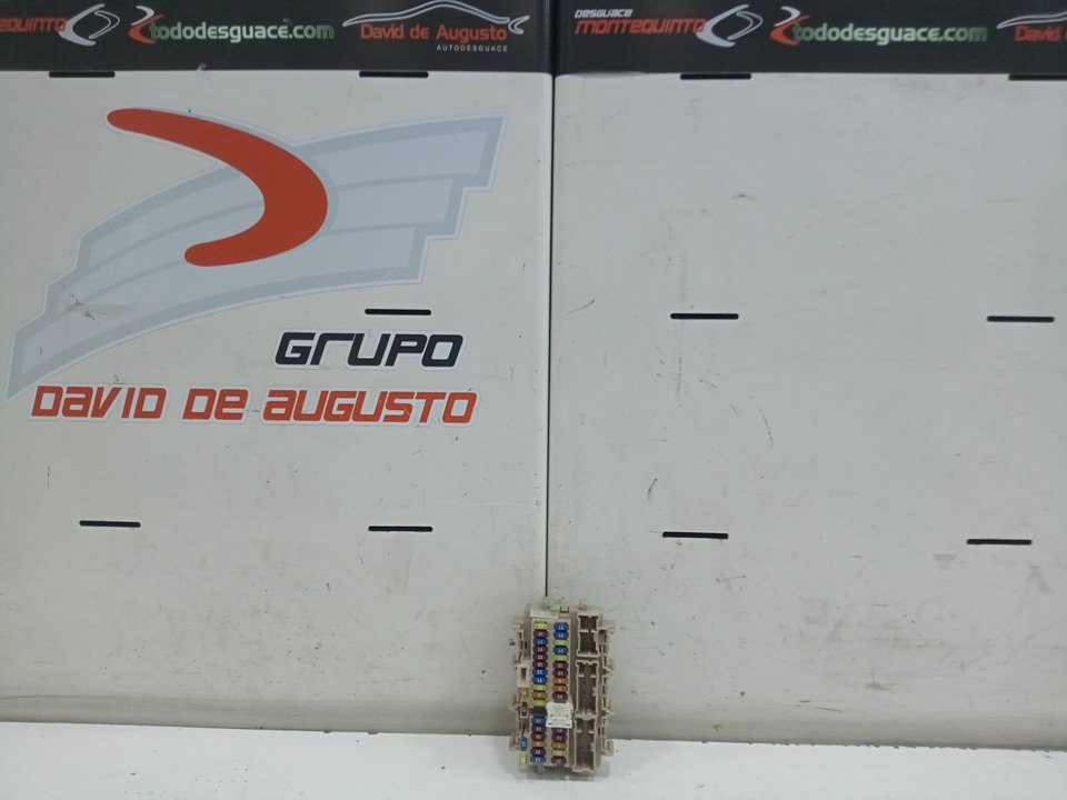 Caja reles / fusibles nissan qashqai ii todo terreno cerrada 1.5 dci
