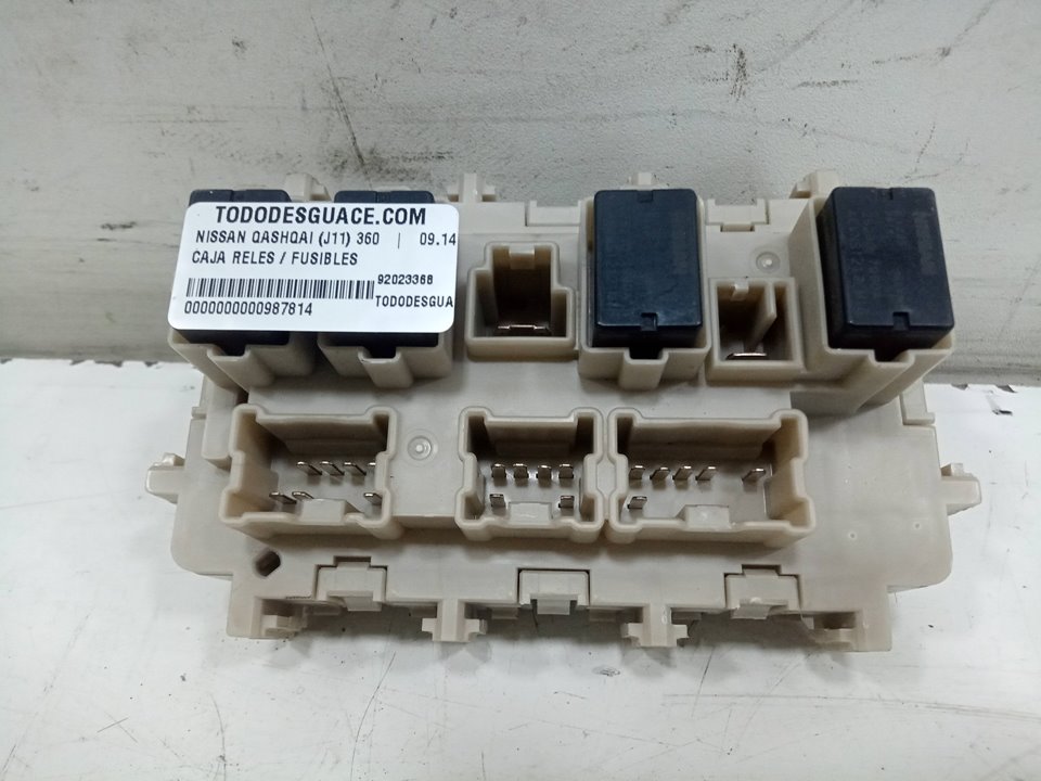 Caja reles / fusibles nissan qashqai ii todo terreno cerrada 1.5 dci
