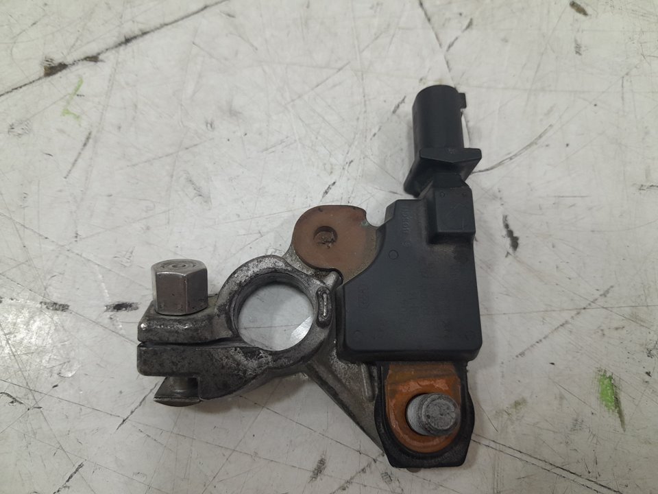 Borna negativa peugeot 5008 1.6 hdi
