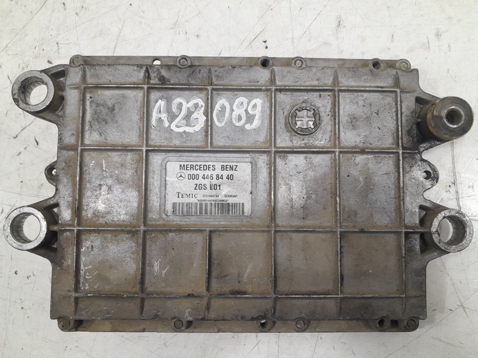 Uce ecu mercedes atego 4 cyl. 4x2 2005