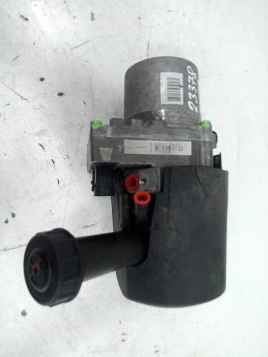 Bomba direccion peugeot 407 2.0