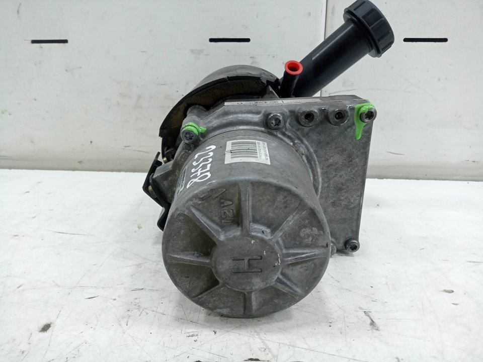 Bomba direccion peugeot 407 2.0