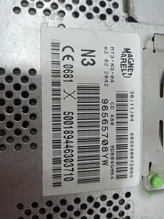 Sistema audio / radio cd peugeot 407 2.2