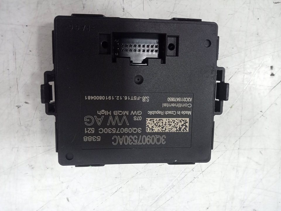 Modulo control de luces volkswagen golf vii 1.5 tsi