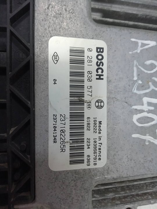 Centralita motor uce master bus l3h2 38t      02.