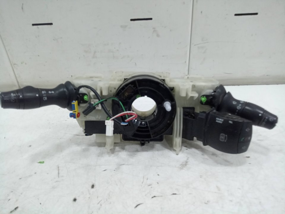 Anillo airbag y mando multifuncion master bus l3h2 38t      02.