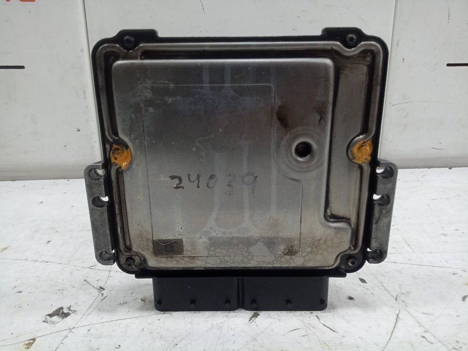 Centralita motor uce hyundai tucson   tecno safe 2wd bluedrive   