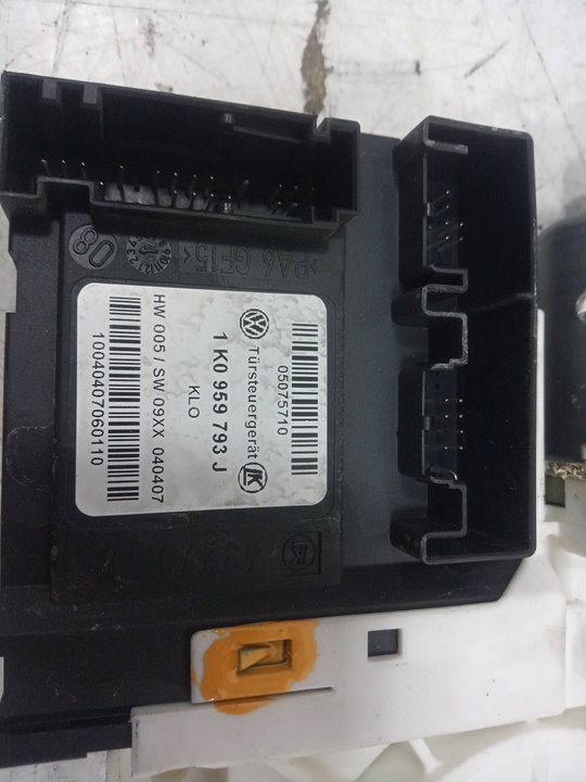 Motor elevalunas delantero izquierdo volkswagen golf v   berlina (1k1) highline 4moti