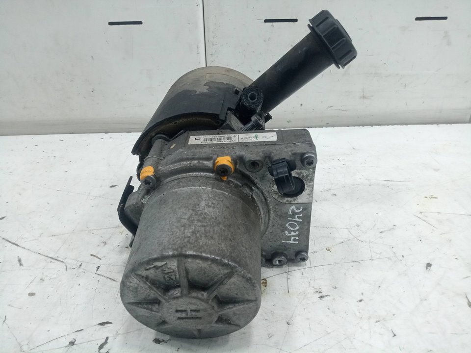 Bomba direccion peugeot 407 1.6 hdi 110