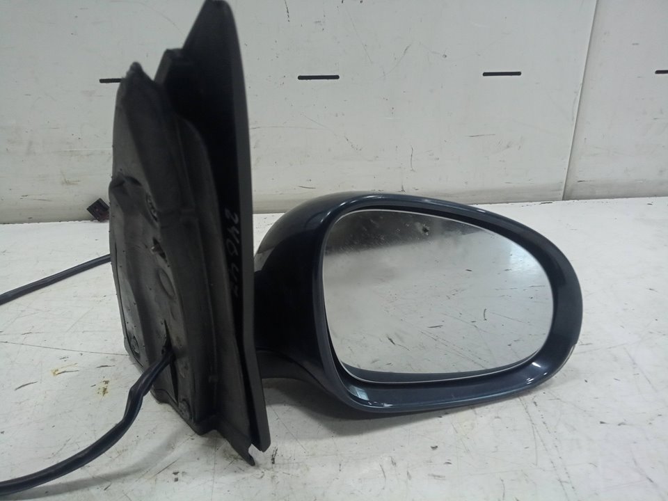 Retrovisor derecho electrico volkswagen golf v 1.9 tdi