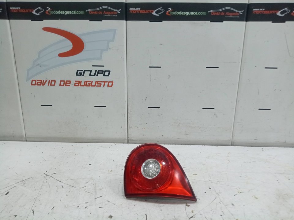 Piloto interior trasero derecho volkswagen golf v 1.9 tdi