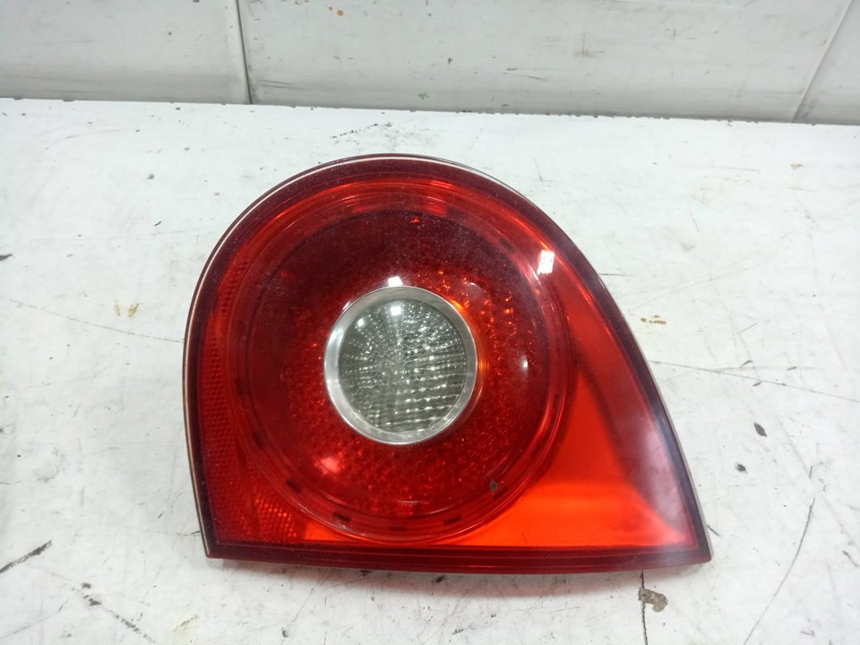 Piloto interior trasero derecho volkswagen golf v 1.9 tdi