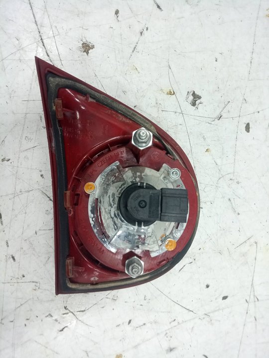 Piloto interior trasero derecho volkswagen golf v 1.9 tdi