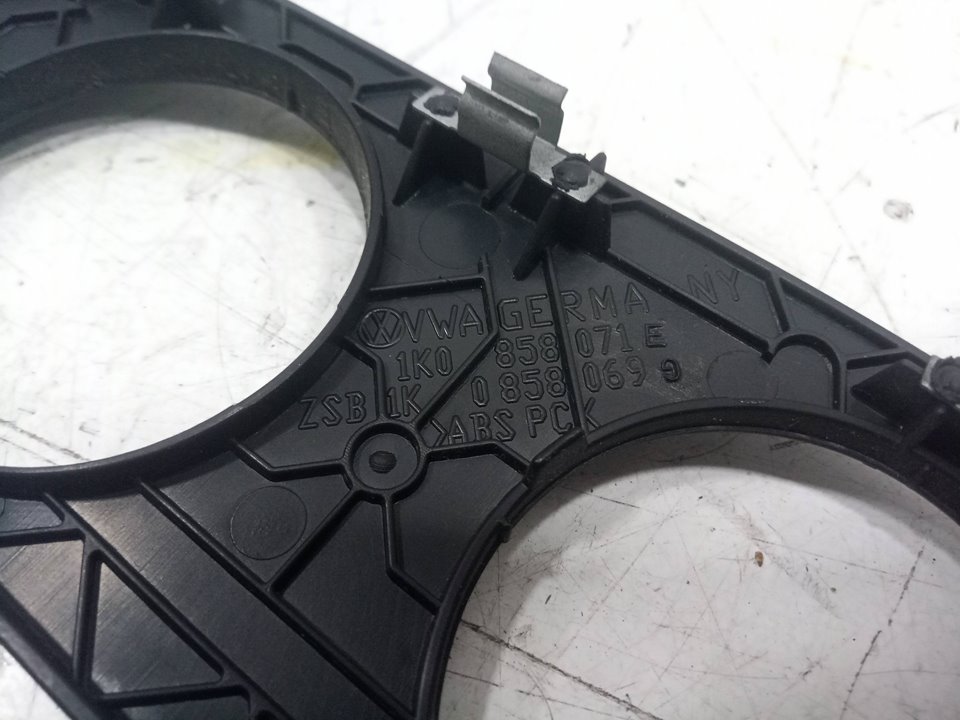 Carcasa central de consola volkswagen golf v   berlina (1k1) highline     