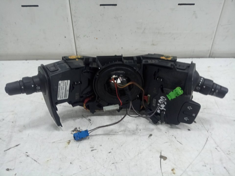 Anillo airbag y mando multifuncion renault clio iii 1.2 16v (br0r br1d br1l cr0